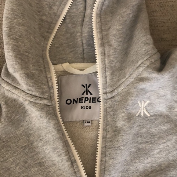 One piece. Flash $ - Picture 2 of 9